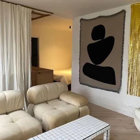 Loft Vue Tour Eiffel Avec Balcon Lägenhet Suresnes