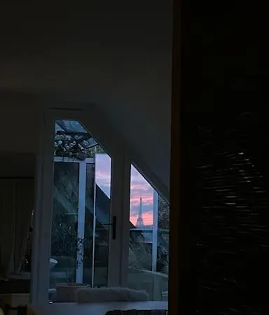 Appartement Loft Vue Tour Eiffel Avec Balcon *