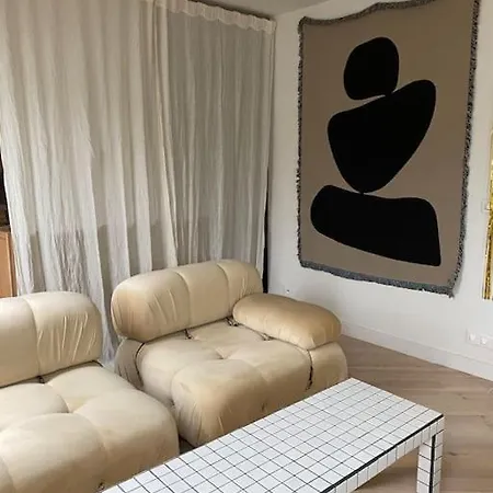 Loft Vue Tour Eiffel Avec Balcon Lägenhet Suresnes